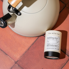 Load image into Gallery viewer, Fruit & Berry Oolong Mini Tea Tube Gift (5 tea bags)